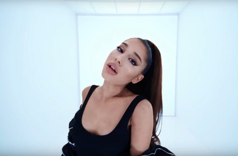 Vogue - Ariana Grande